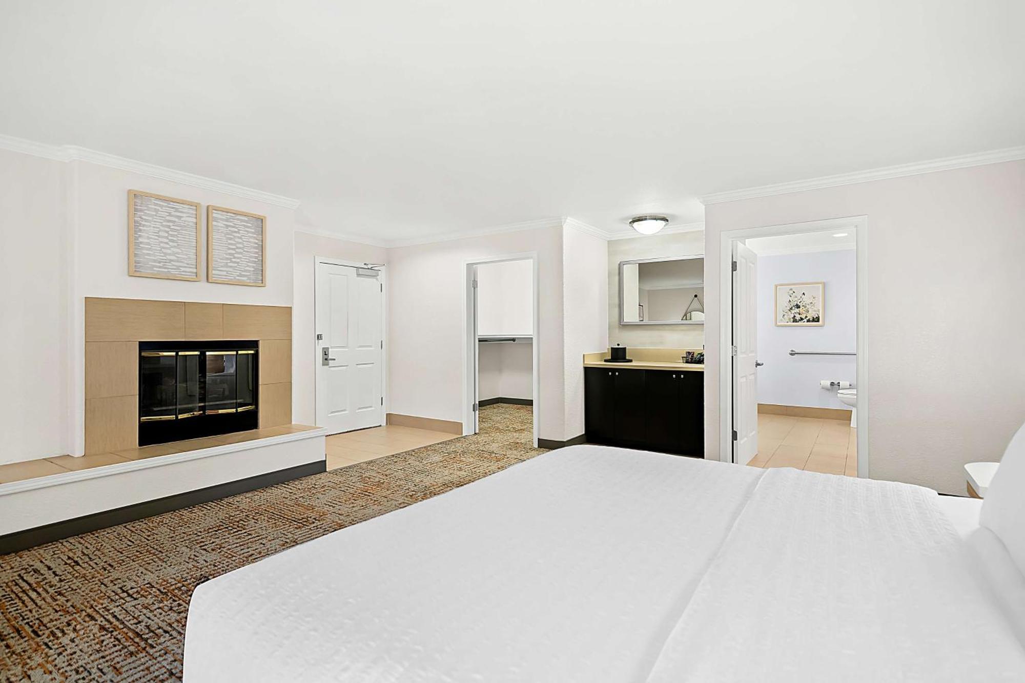 Hampton Inn Morgan Hill Esterno foto